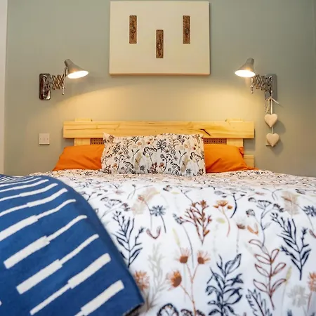 Cluain Abhainn 2-4 Guests, Private Entrance