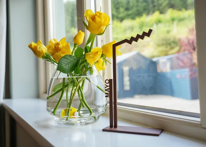 Cluain Abhainn 2-4 Guests, Private Entrance * Westport