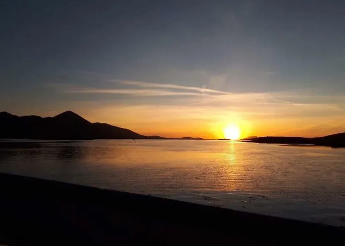 Cluain Abhainn 2-4 Guests, Private Entrance Habitación en casa particular Westport